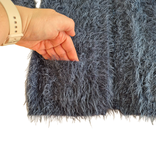C&A - Fluffy gilet - Maat 104