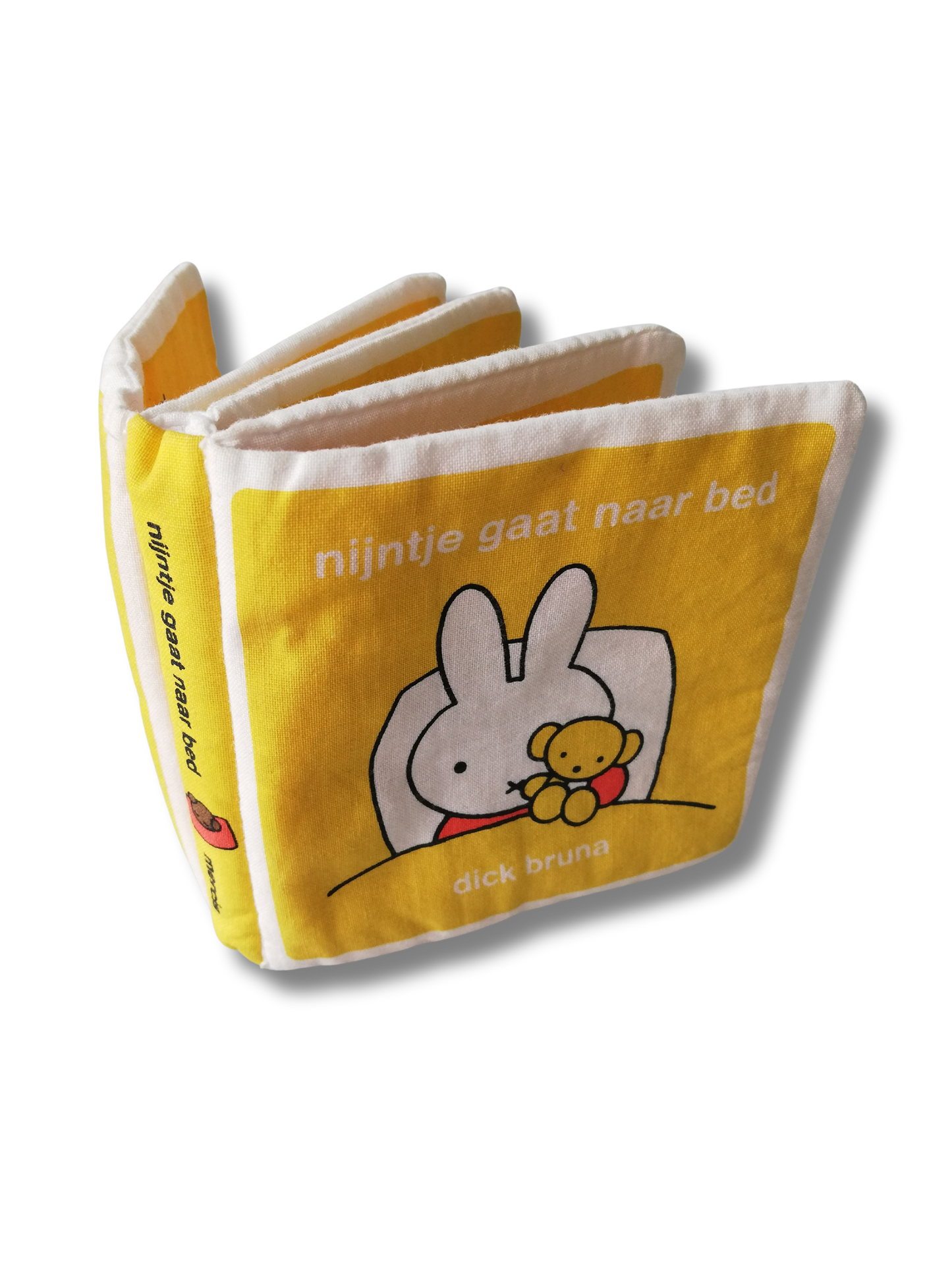 Stoffen boekje: Nijntje gaat naar bed